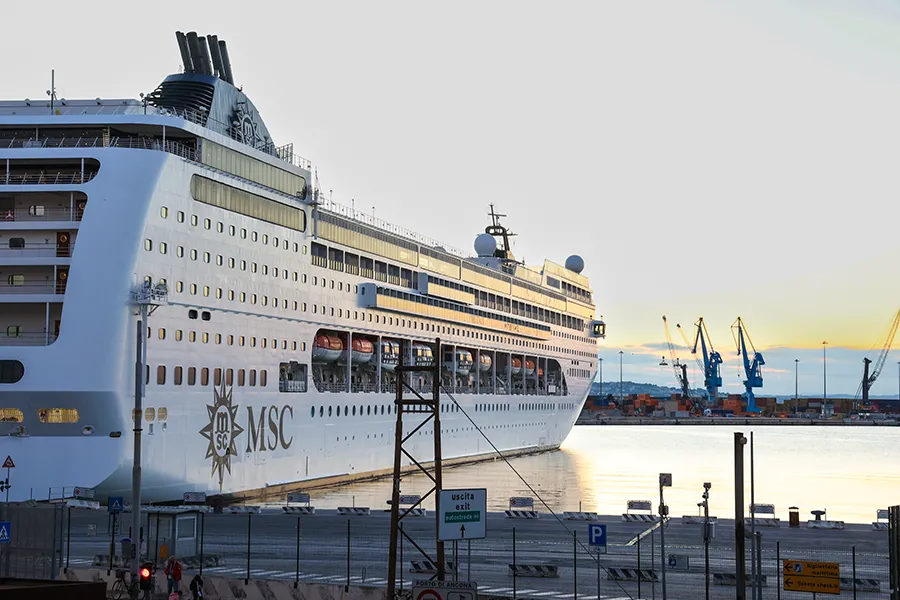 Nave / porto
